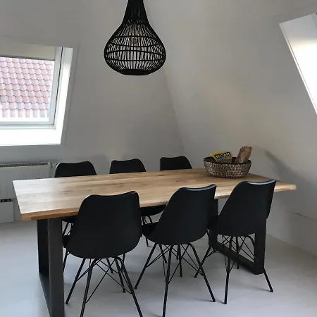 Dorpsweg 18 Nummer 7 *